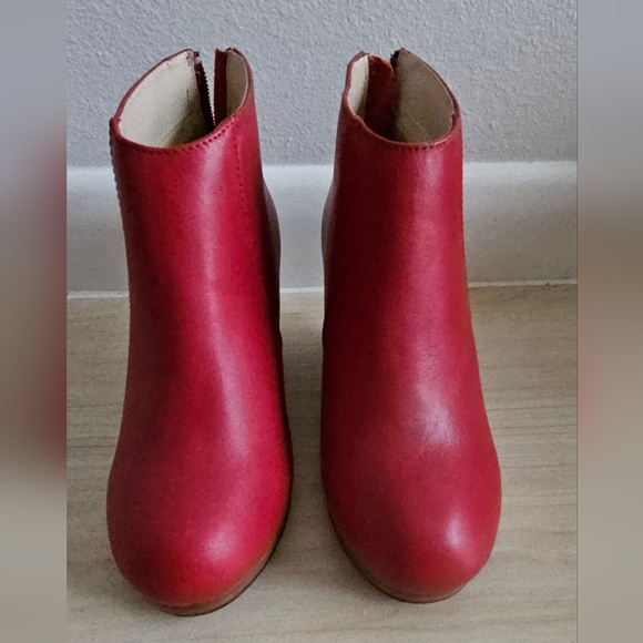 Petite Women’s Fall/Winter Heel Boots - Picture 1 of 4